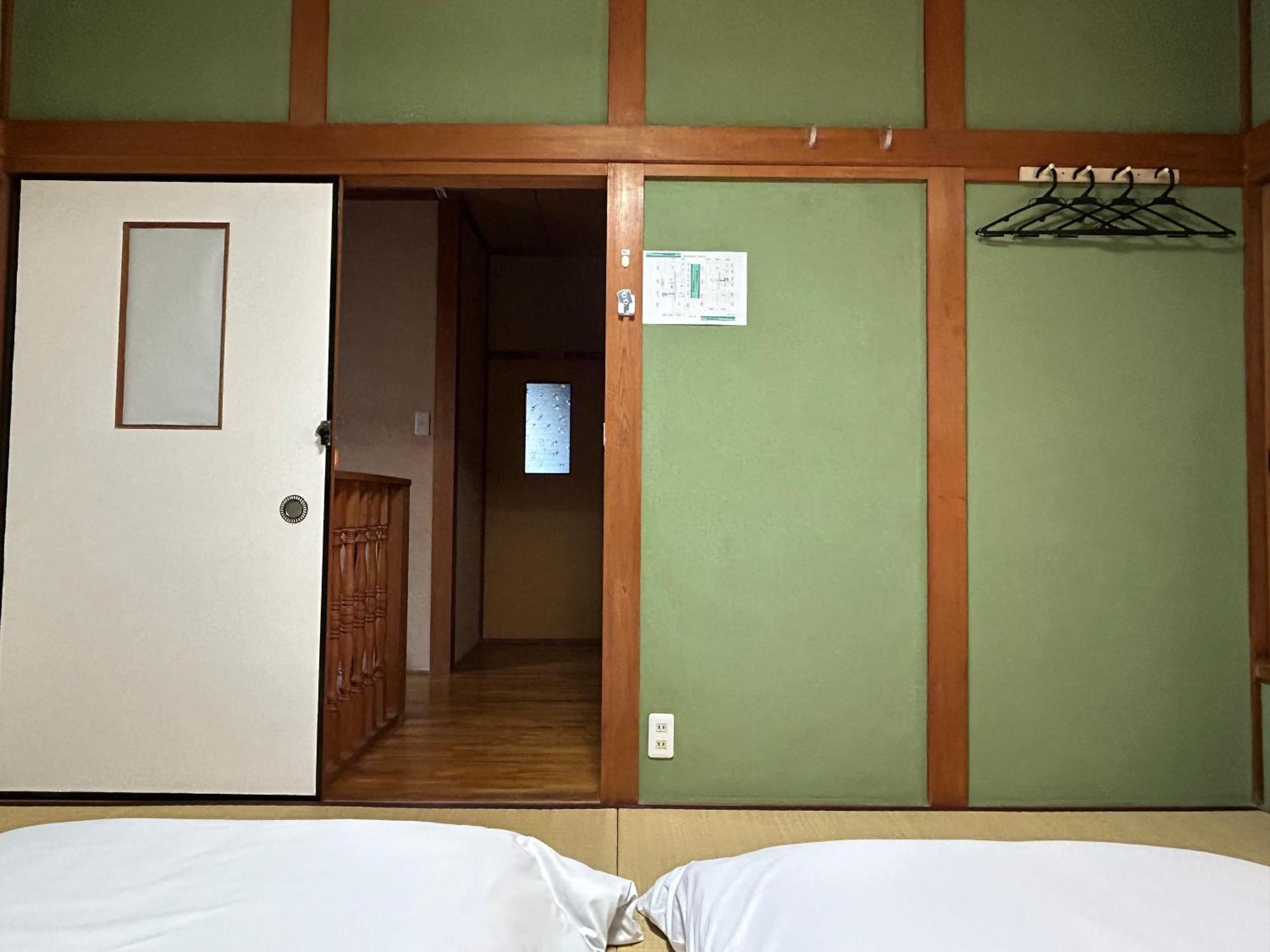 Hotel Kix House Waraku III 和楽三号館 Izumisano Esterno foto